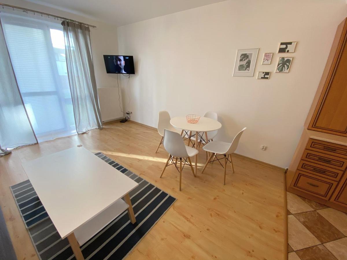 Easy Apartamenty Жешув Экстерьер фото